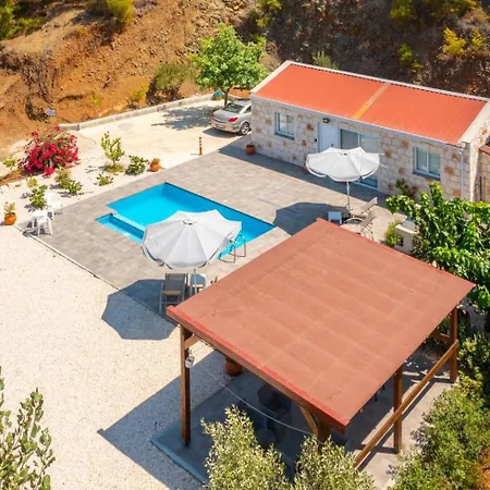 Paradiso Sunset Pomos