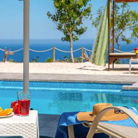 Paradiso Sunset Villa *
